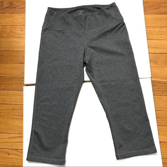 Zella Capri yoga/leggings - Picture 11 of 11